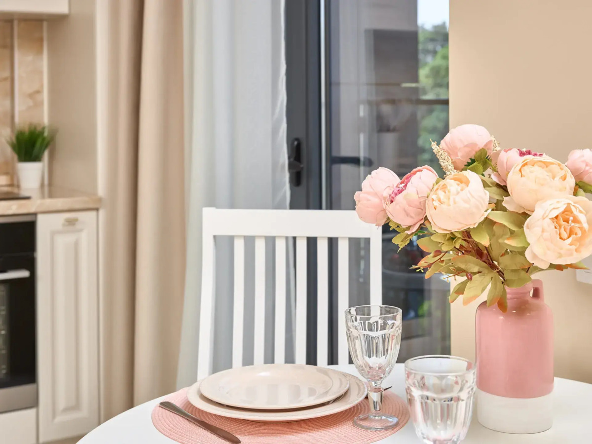 Апартаменты с Балконом Рядом с Парком Дендрарий