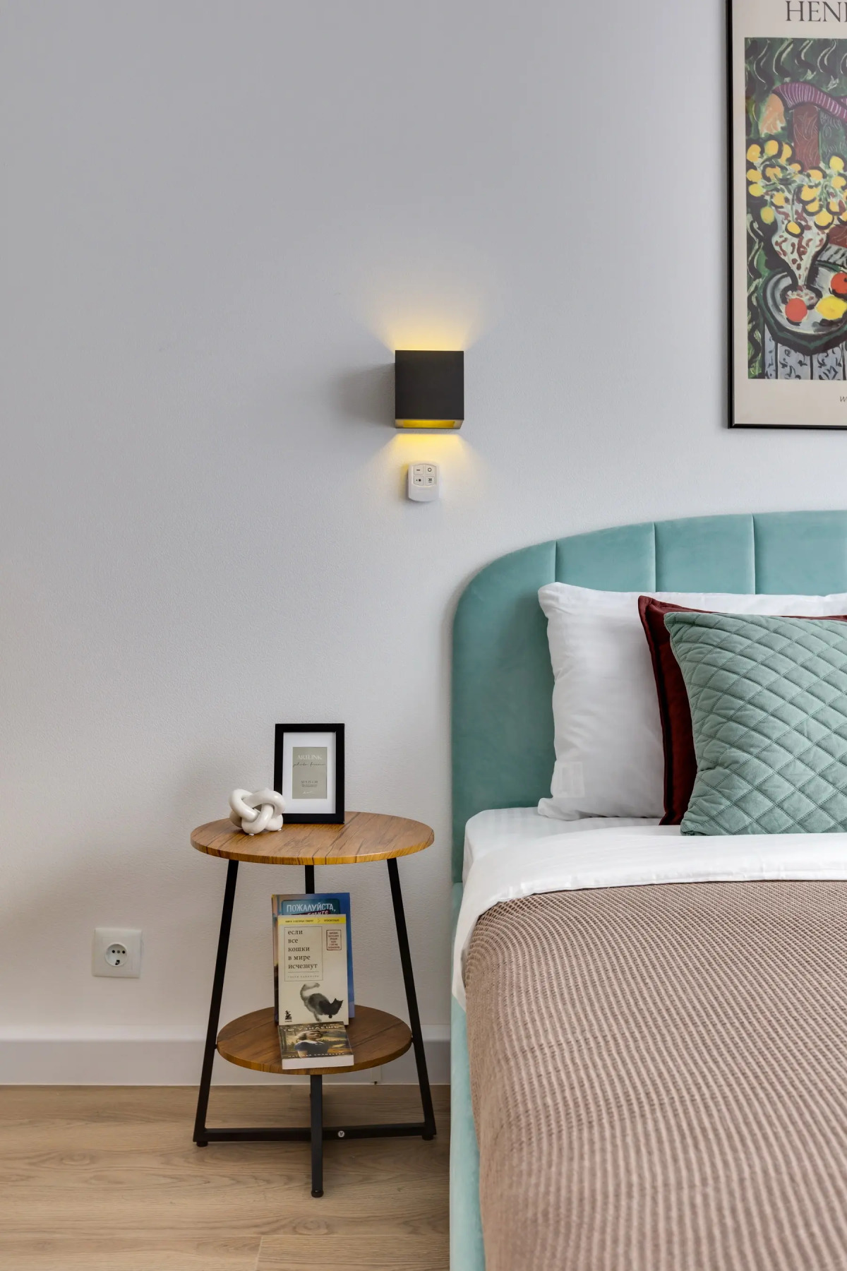 Квартира Уютная дизайнерская студия у метро Аминьевская