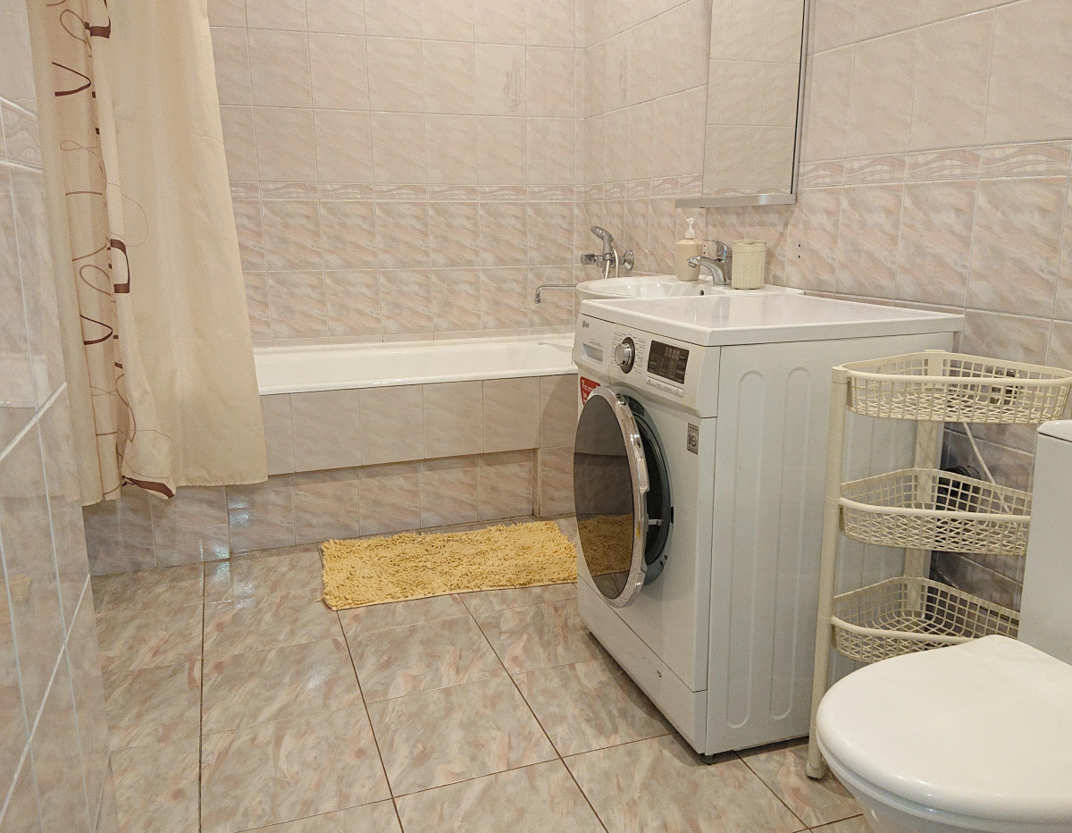 Апартаменты рядом центр Кругозор