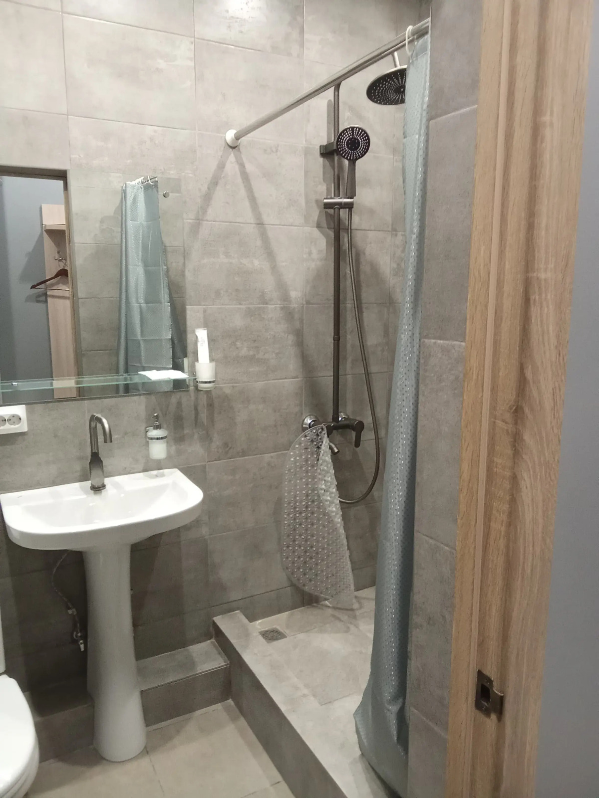 Отель Караван