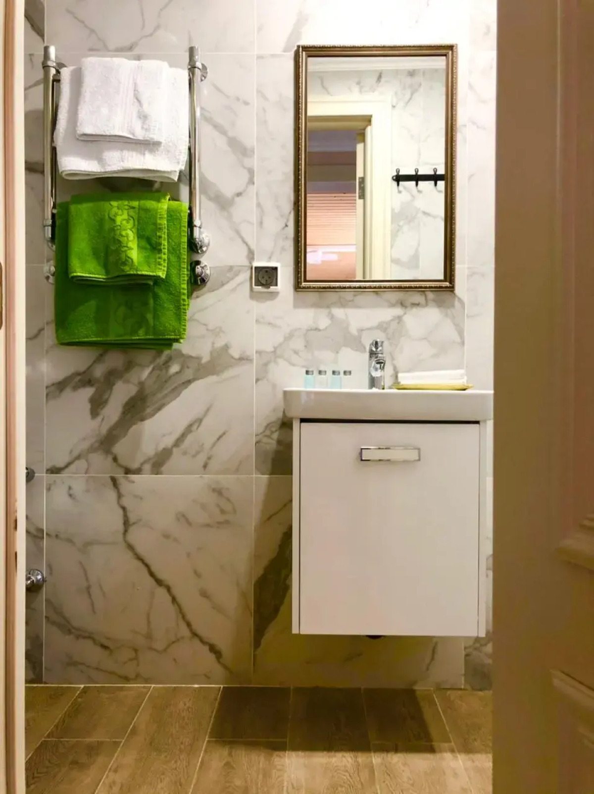 Апартаменты Rose Lux Wood