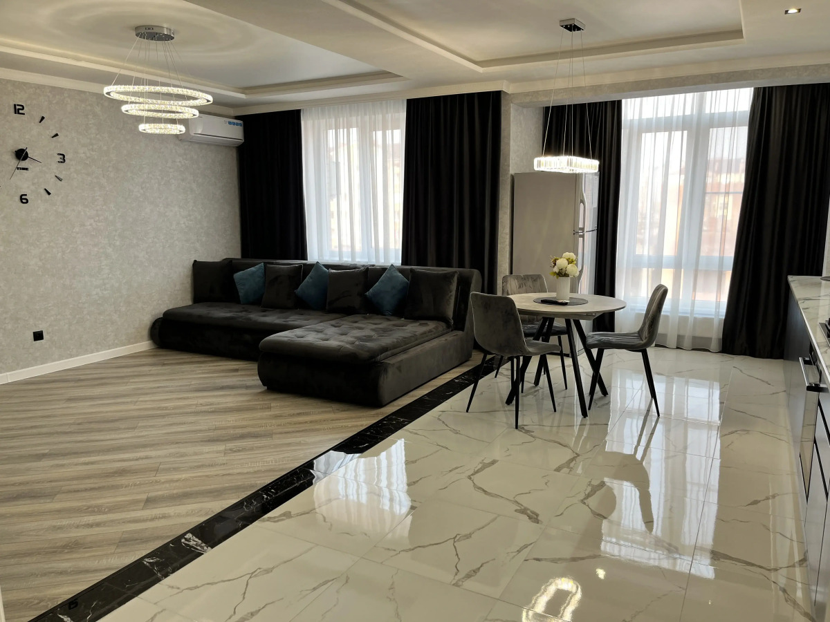 Квартира на Джикаева 3А