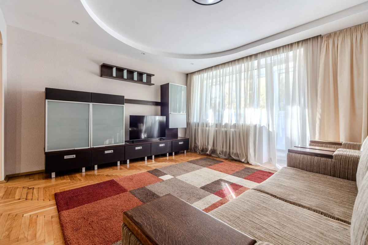 Квартира на улице Мележа 4