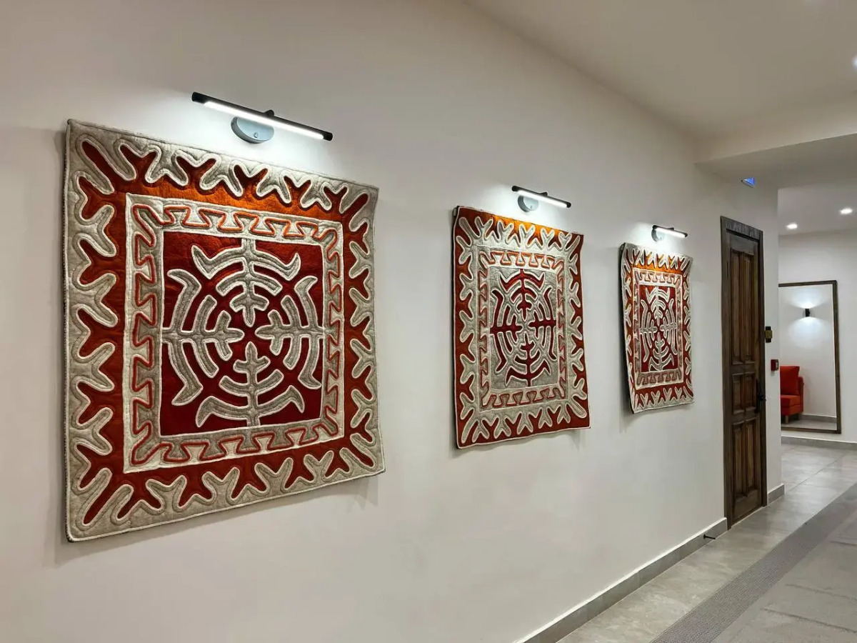 Отель Акжола