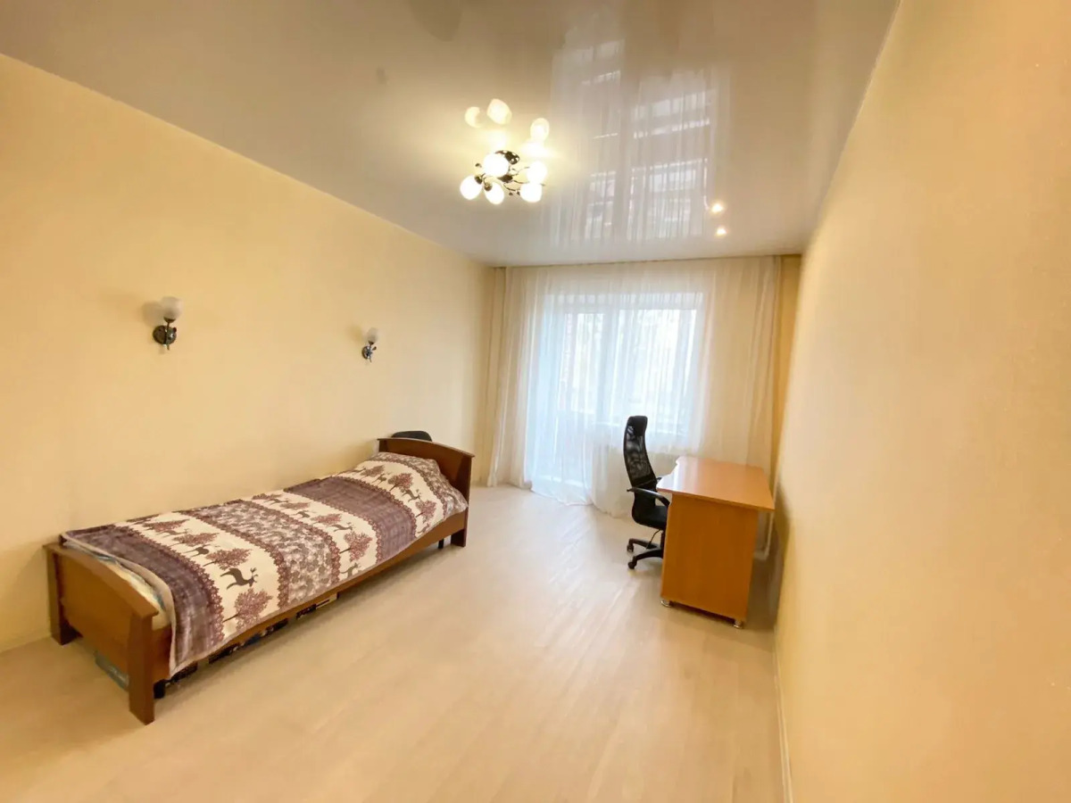 Апартаменты 3х комнатная квартира возле метро