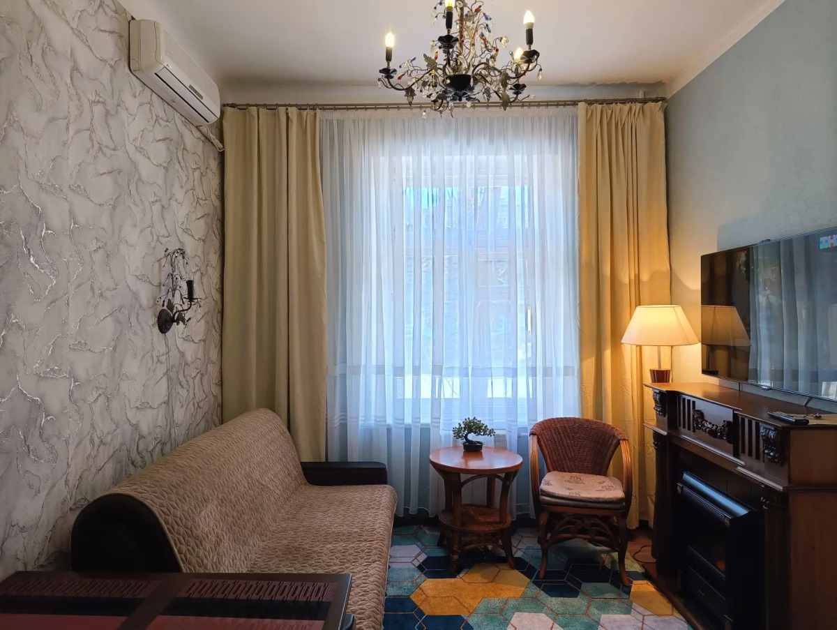 Квартира рядом с Федеральным штабом округа