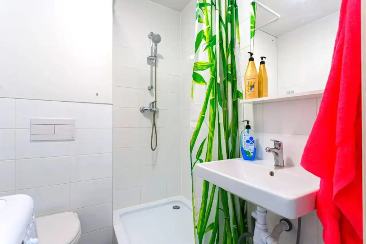 Квартира Студия возле метро Озерная