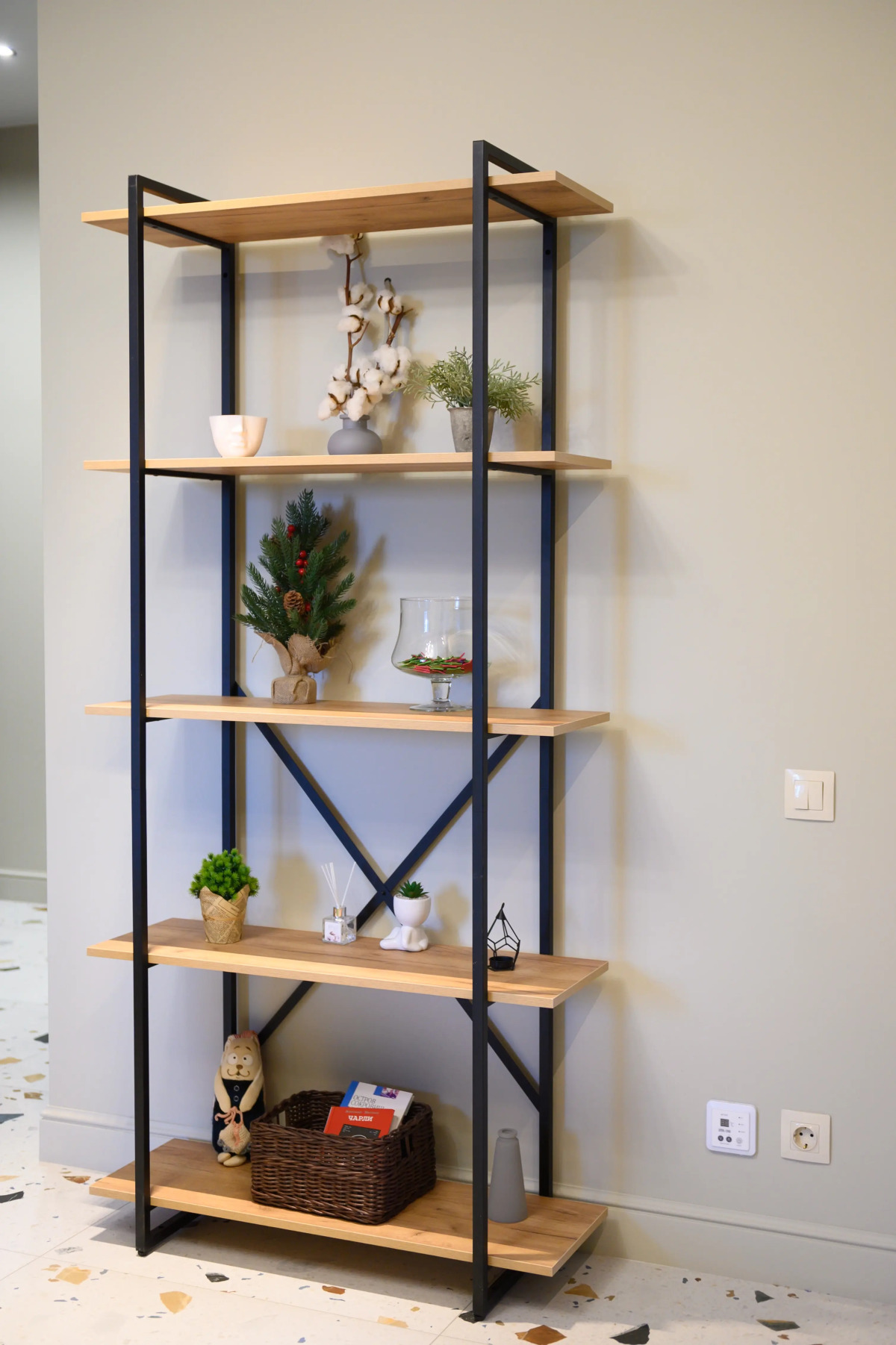 Апартаменты Современные у метро Покрышкина