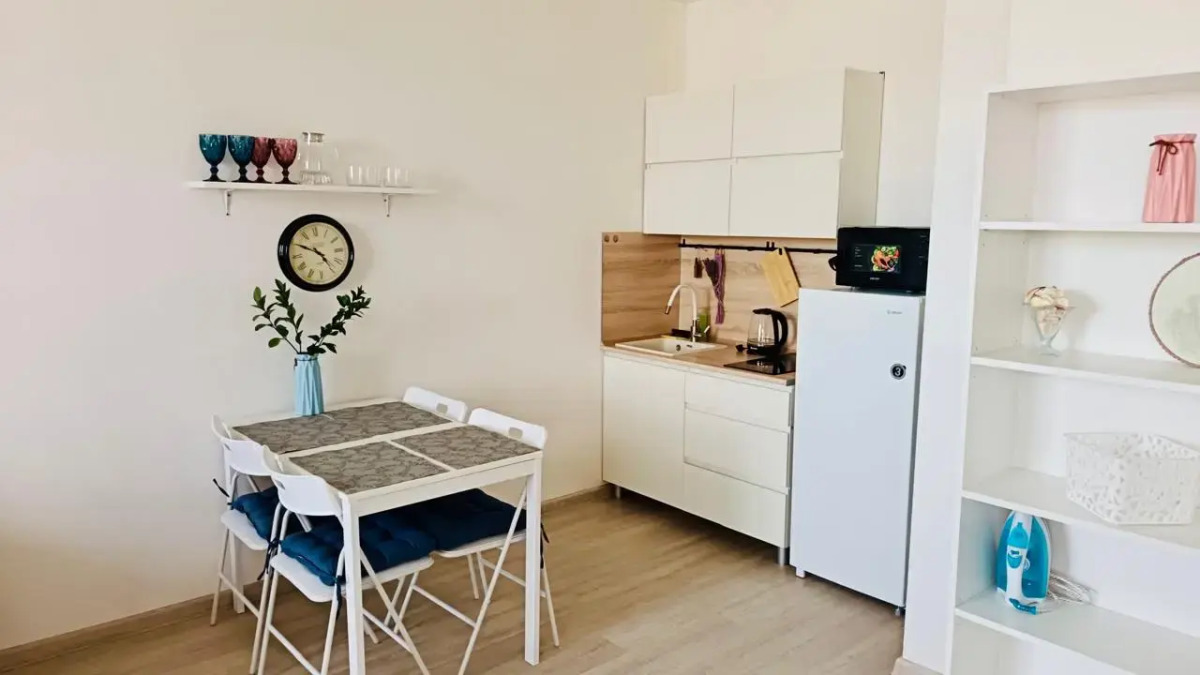 Апартаменты Студия на Краснолесья