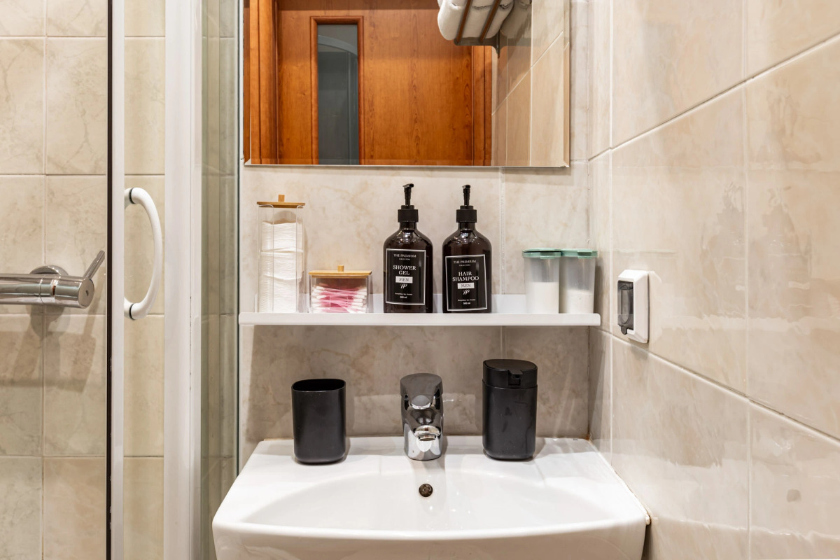 Апартаменты для двоих гостей с 1 кроватью (1 эт или 2 эт)