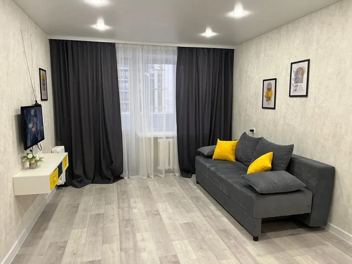 Квартира на Аксакова 7