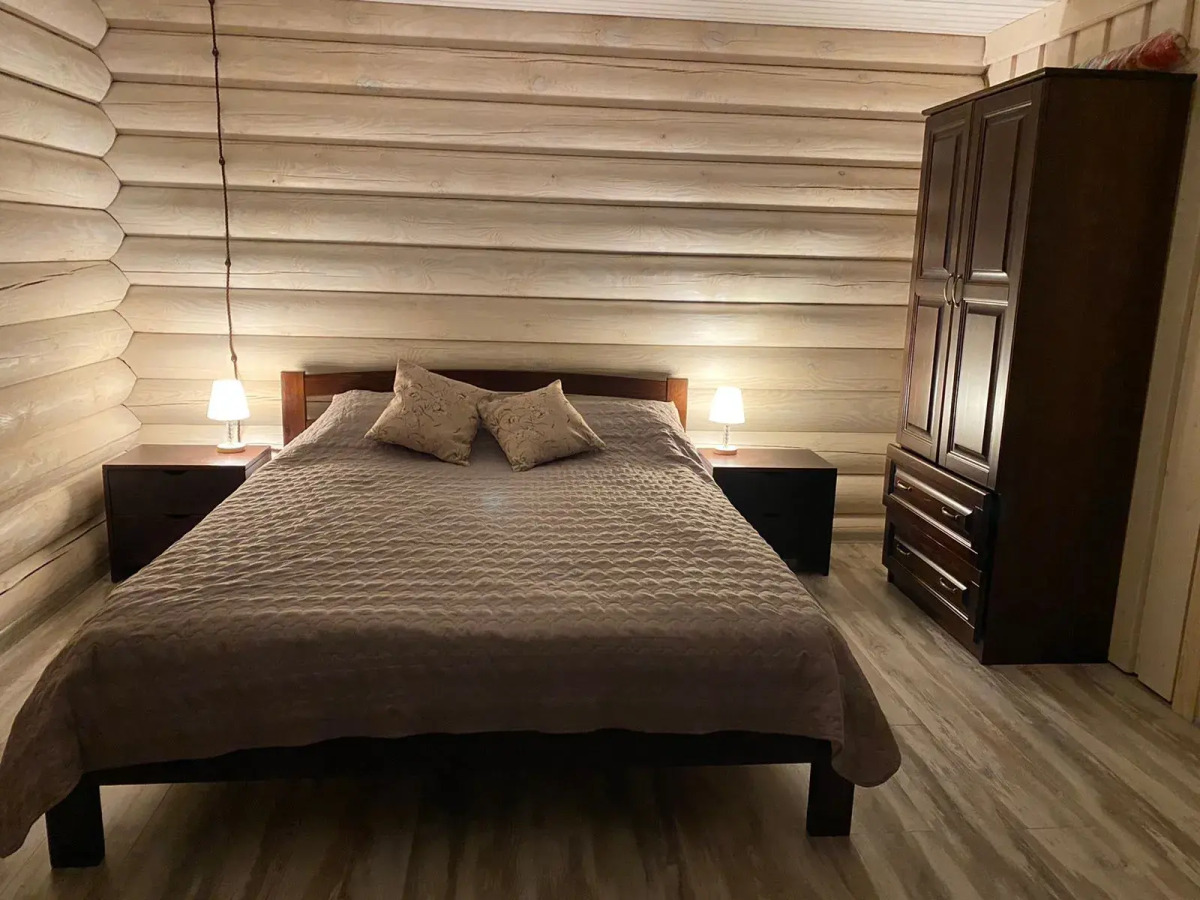 Частный Дом Уютный Домик в Лесу у Пруда