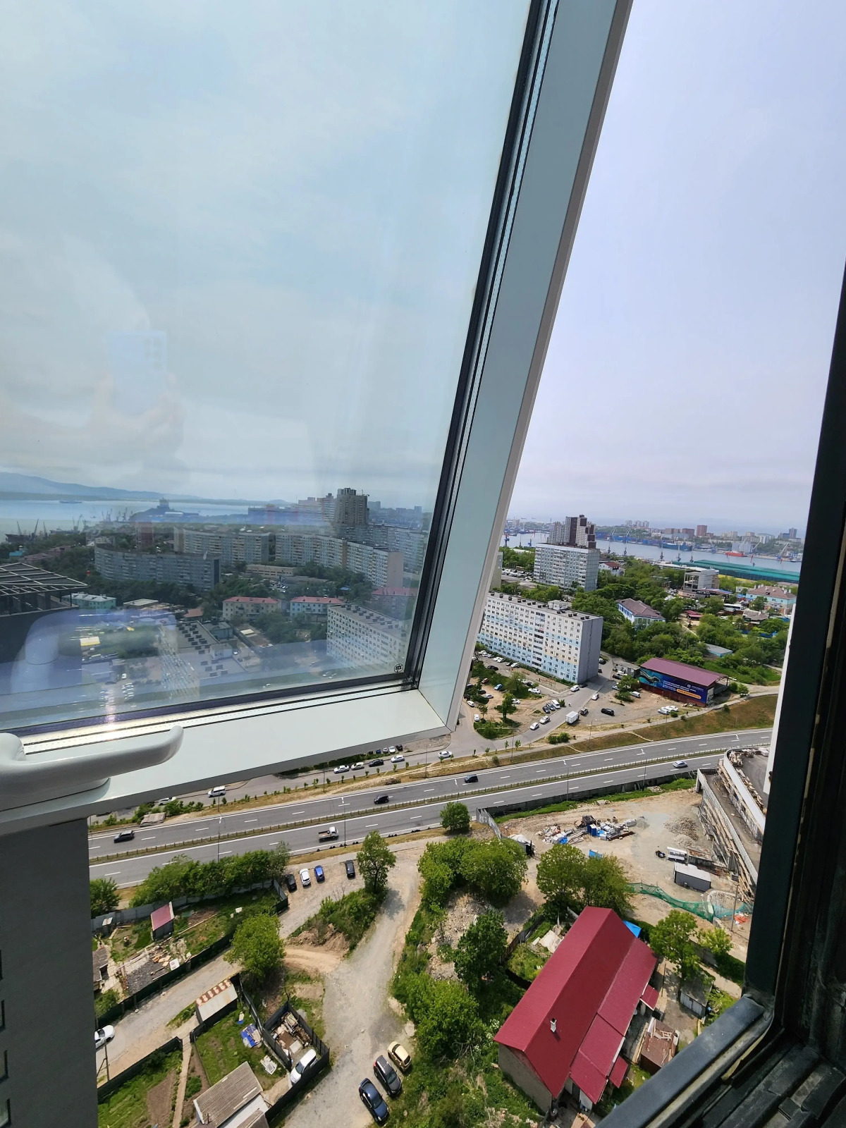 Апартаменты в ЖК Театральный с обзорным видом на город мосты заливы Владивостока