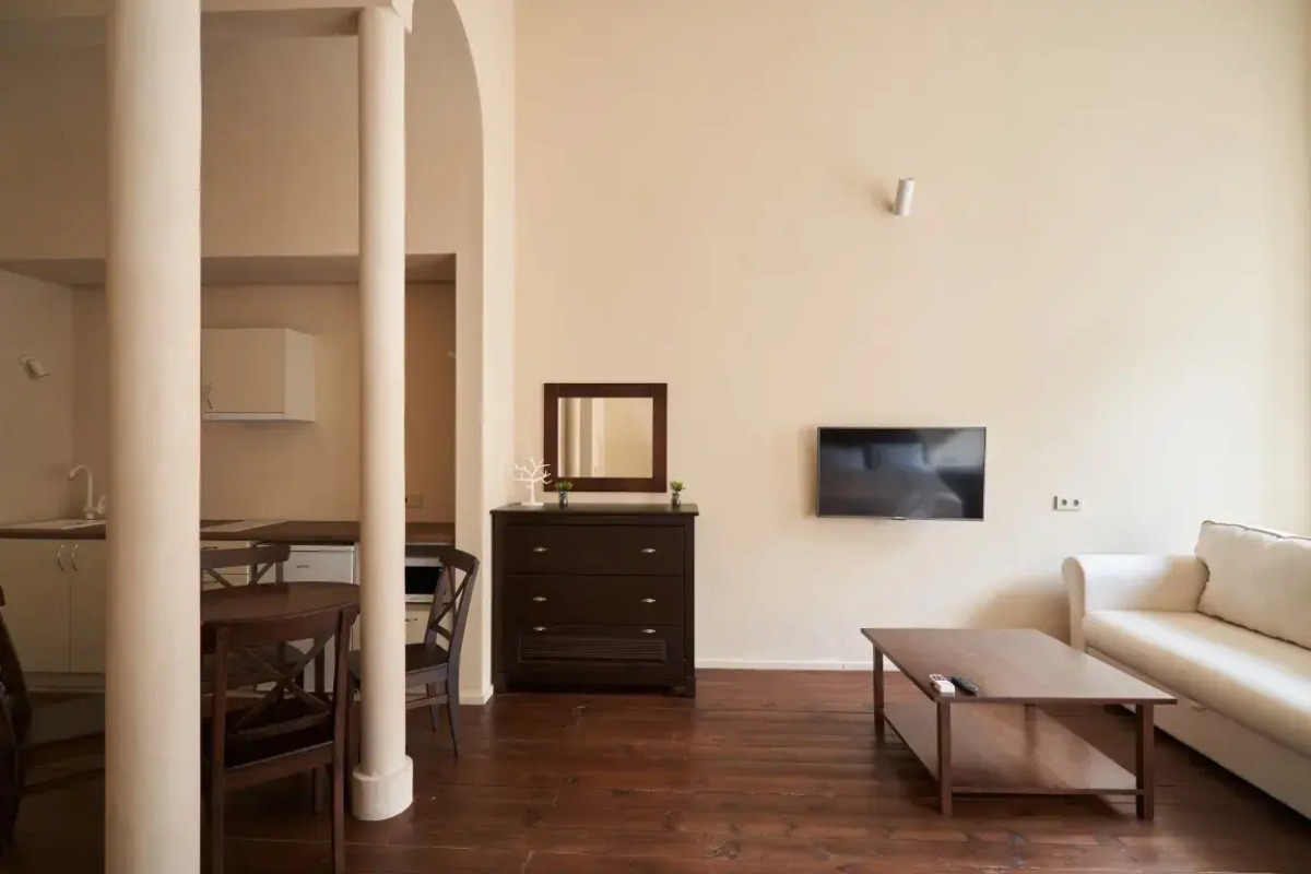 Ленинградская квартира №3 4