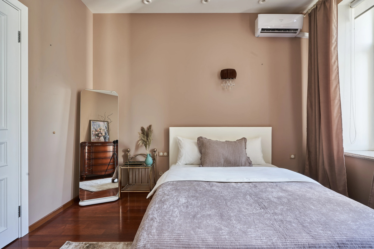 Апартаменты в Доходном доме на Патриарших прудах