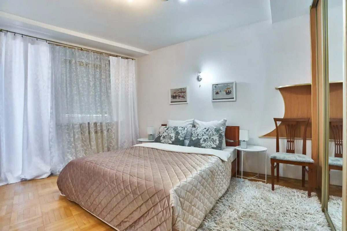 Квартира 3х Ком Большая Сурганова 88