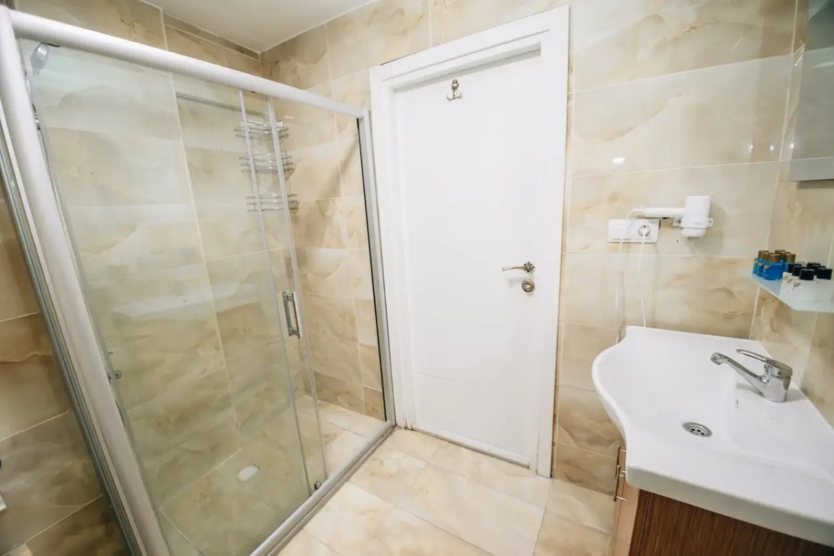 Отель Safran Suites