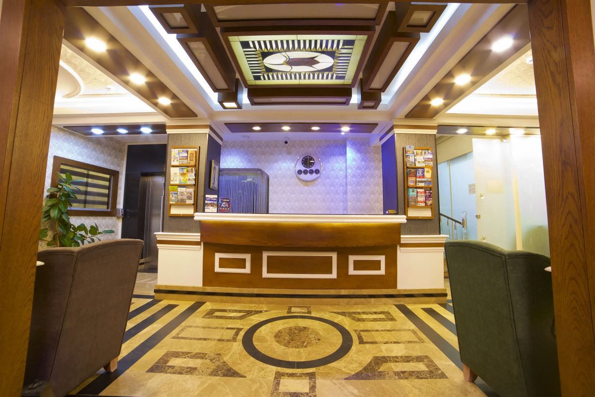 Отель Black Tulip