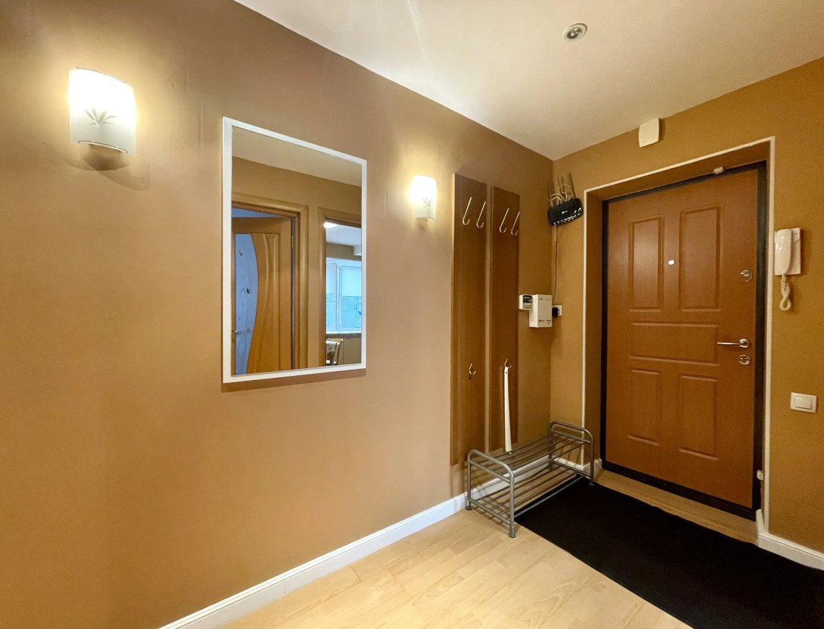 Квартира Просторная 4х комнатная в центре