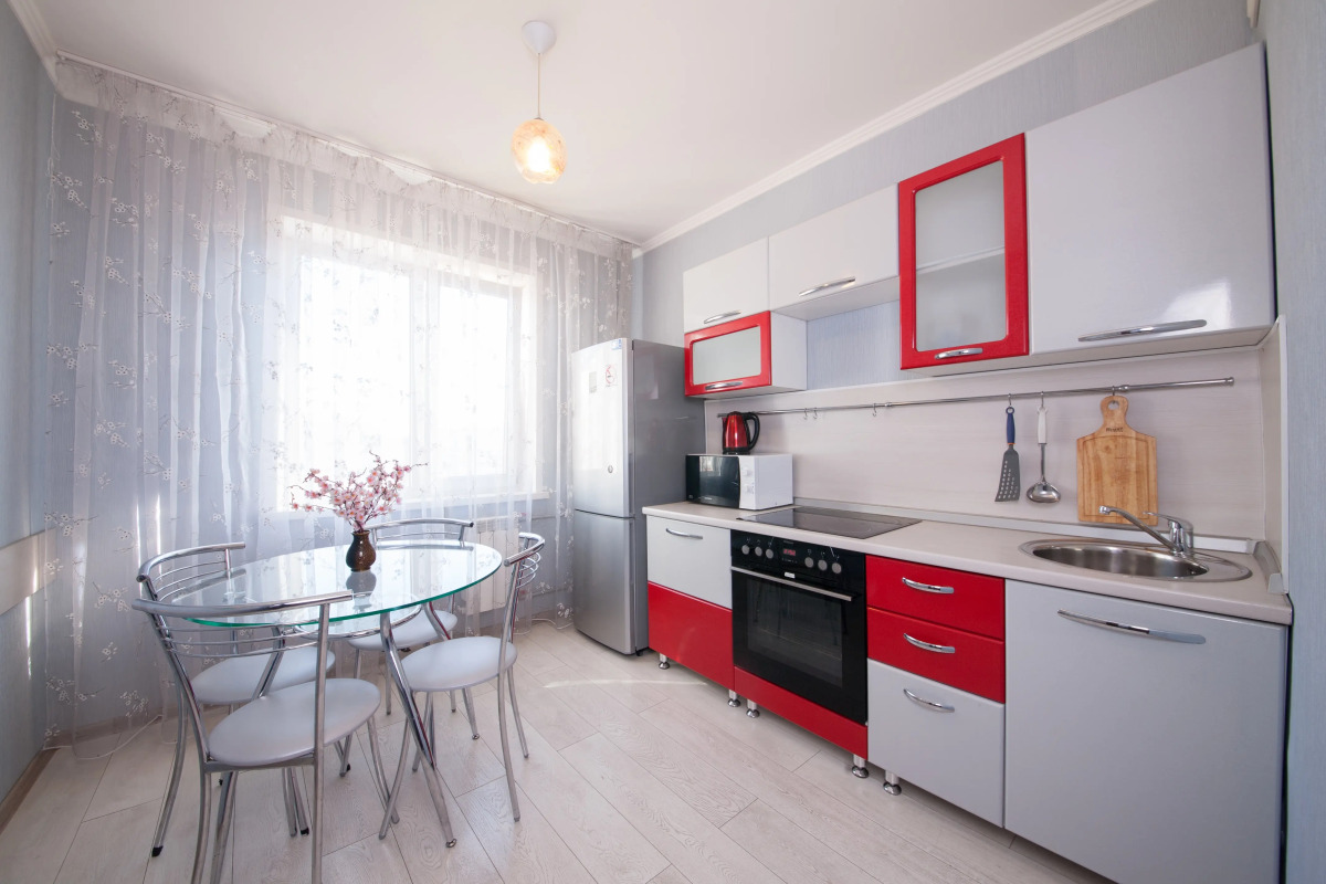 Апартаменты на Батурина 19