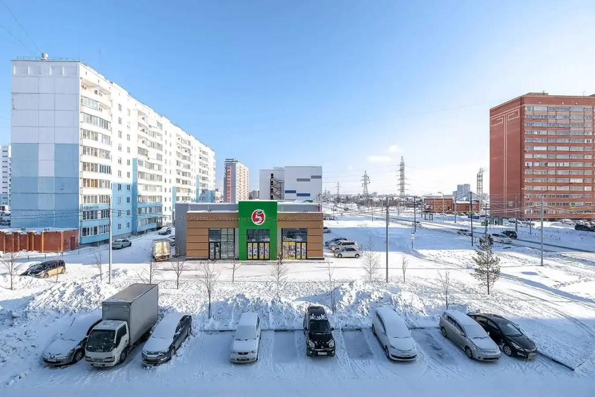 Апартаменты рядом с СК Заря Титова 238