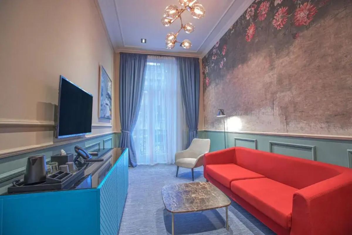 Heritage Hotel and Suites (by Travel Agency)