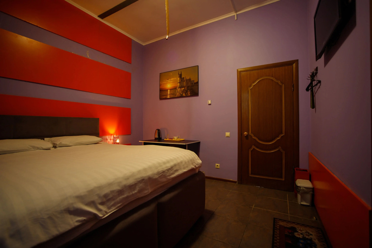 Меблированные комнаты Night Train