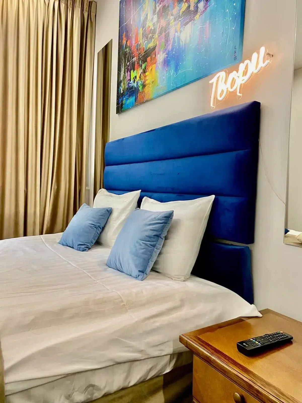 Апартаменты ParadeAparts на Советской 4а