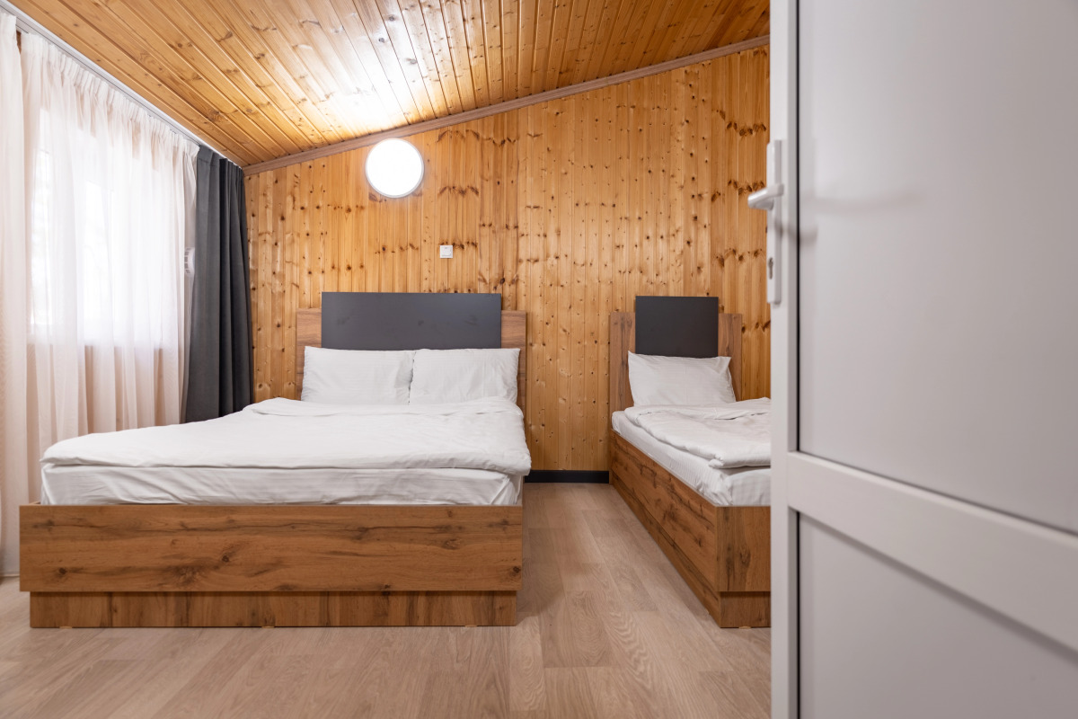 Отель Максим Парк-Лоо