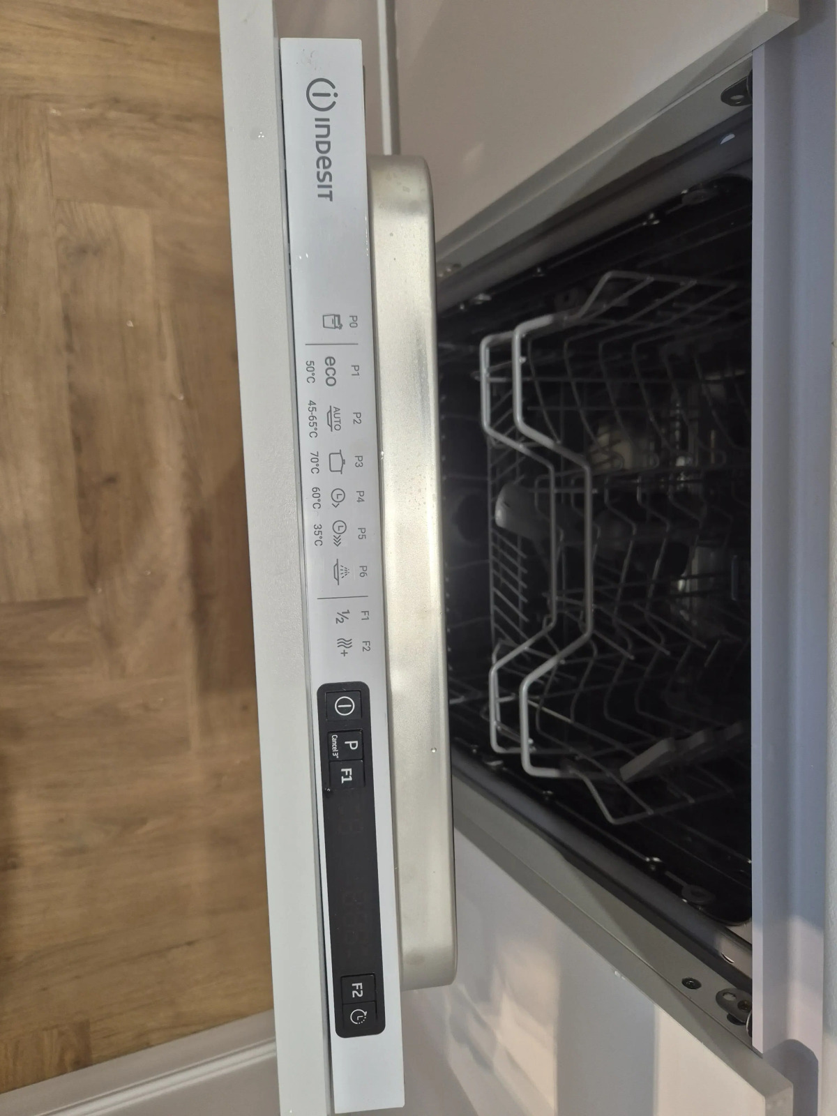 Апартаменты люкс рядом с метро, заселение 24/7