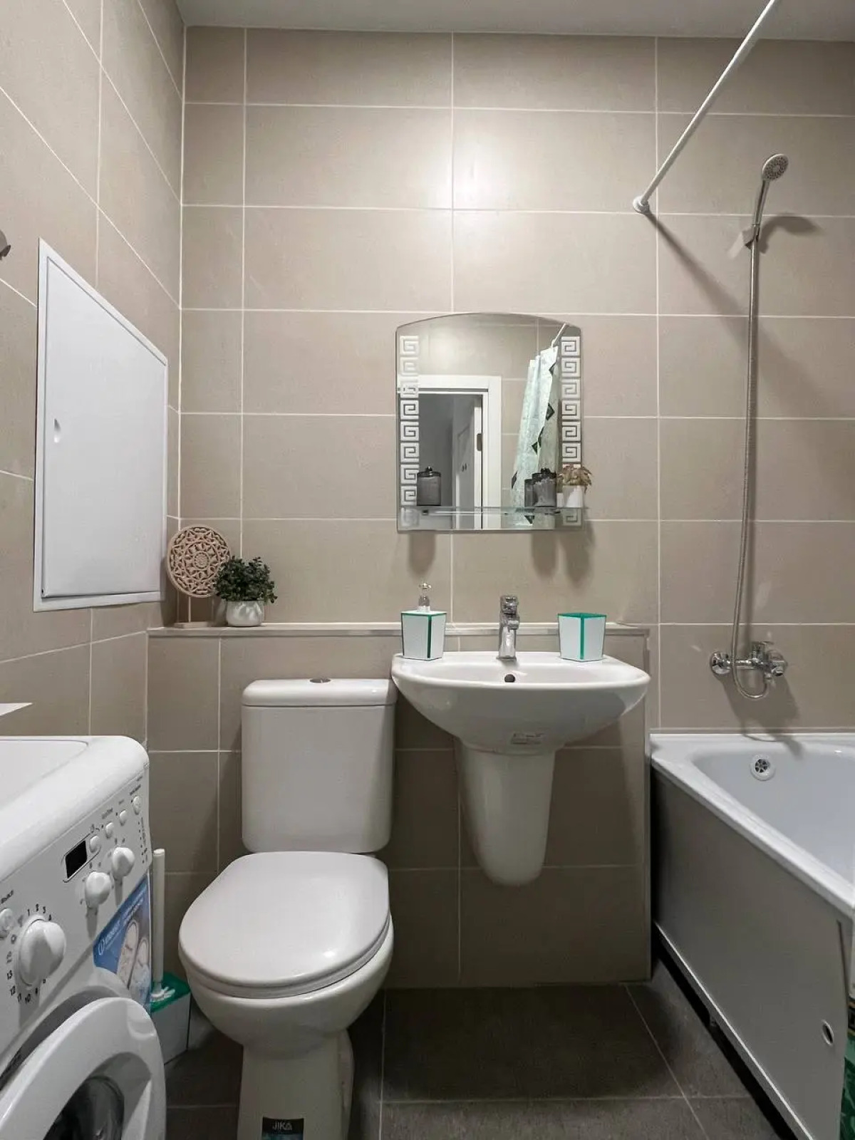 Апартаменты Happy People в ЖК Пригород Лесное