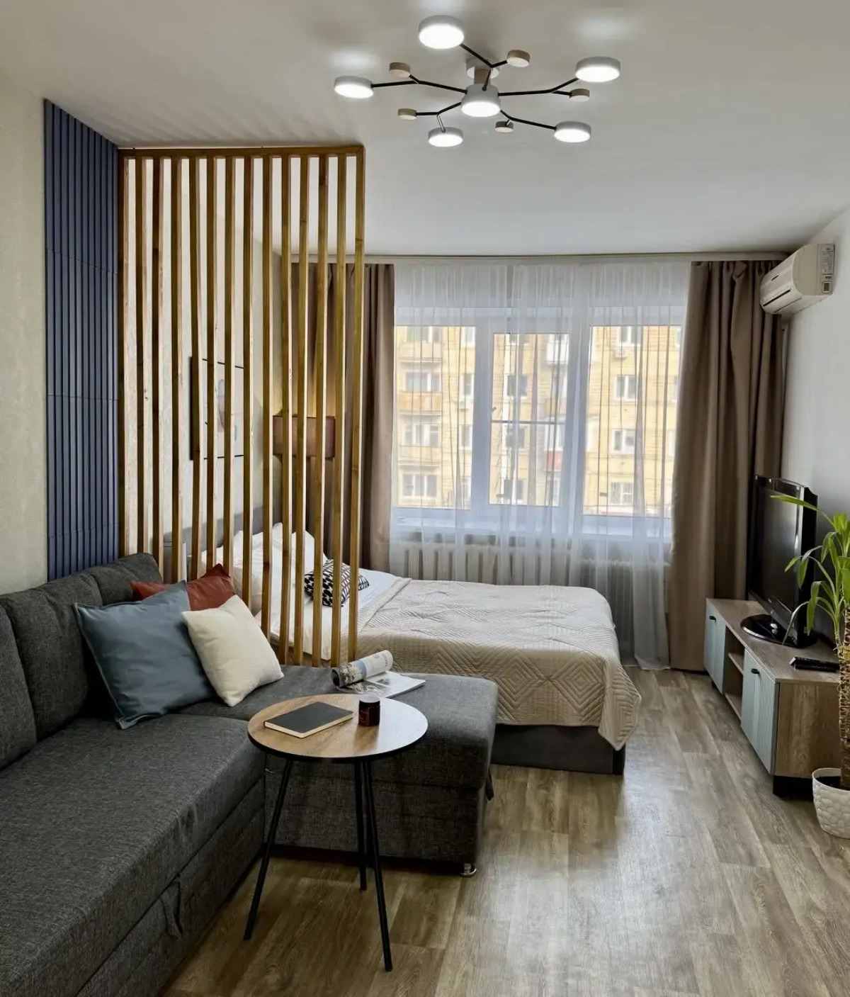 Апартаменты Кремлевская 25  3х Комнатная