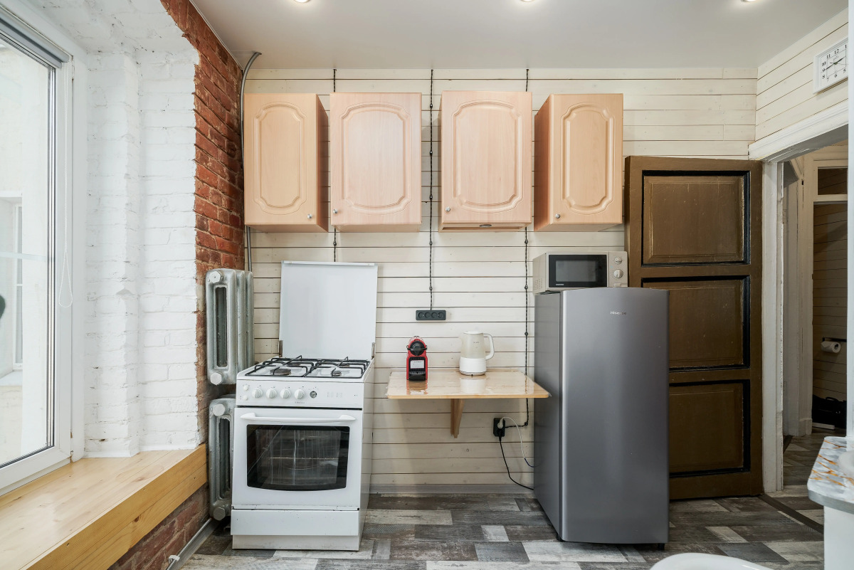 Апартаменты SREDNYAYA PODYACHESKAYA 6 APARTMENTS Просторные трехкомнатные апартаменты Park Lane Inn для 3-х взрослых