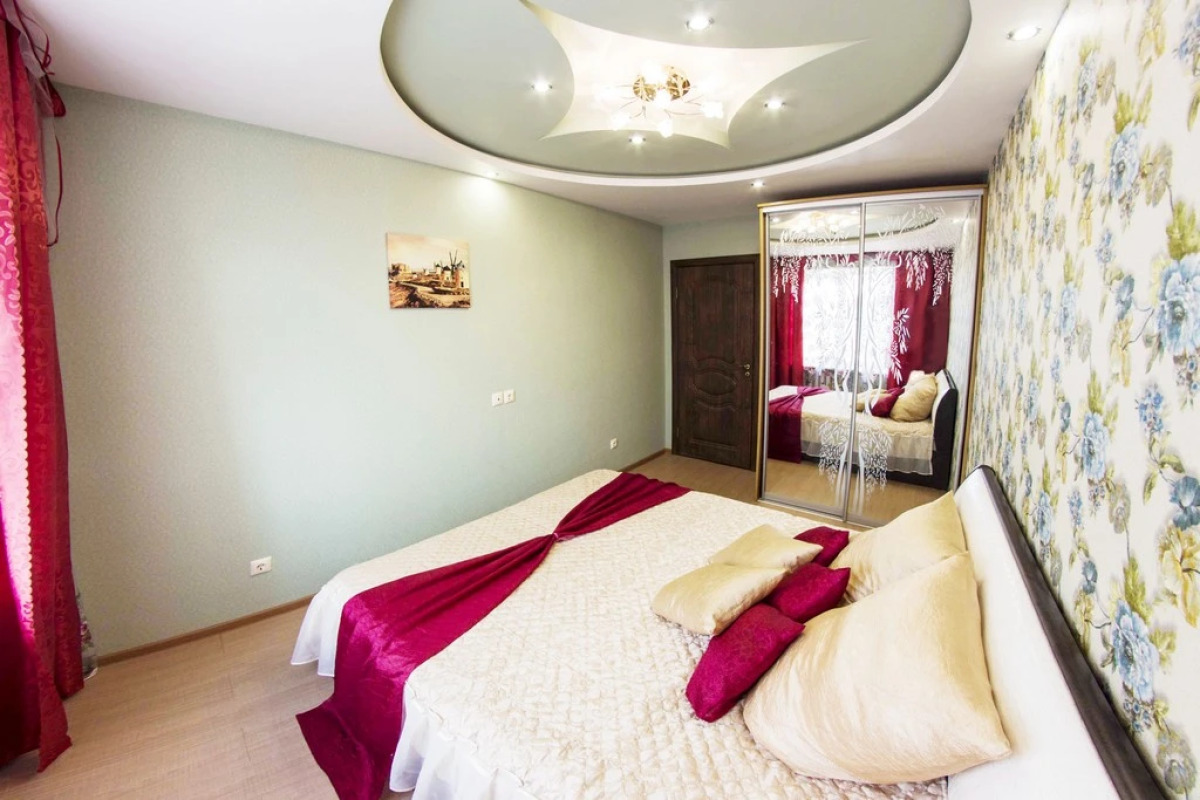 Апартаменты Хоум Отель на Менделеева