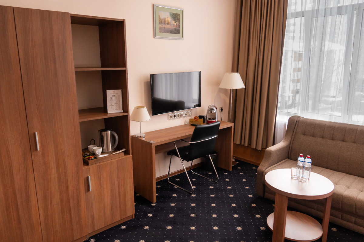 Отель Central City