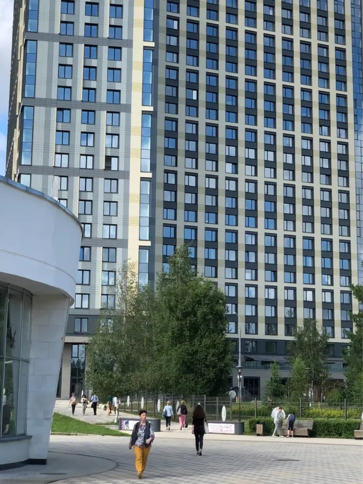 Апартаменты 2 Комн. в 100м. от Метро Ботанический Сад