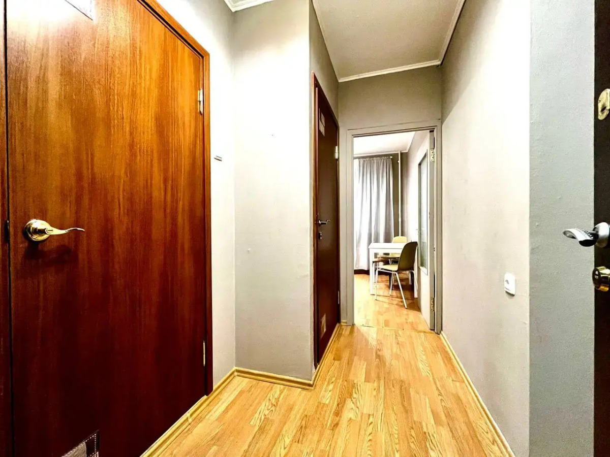 Квартира ШИКАРНАЯ КВАРТИРА С ПРОСТОРНОЙ ЛОДЖИЕЙ