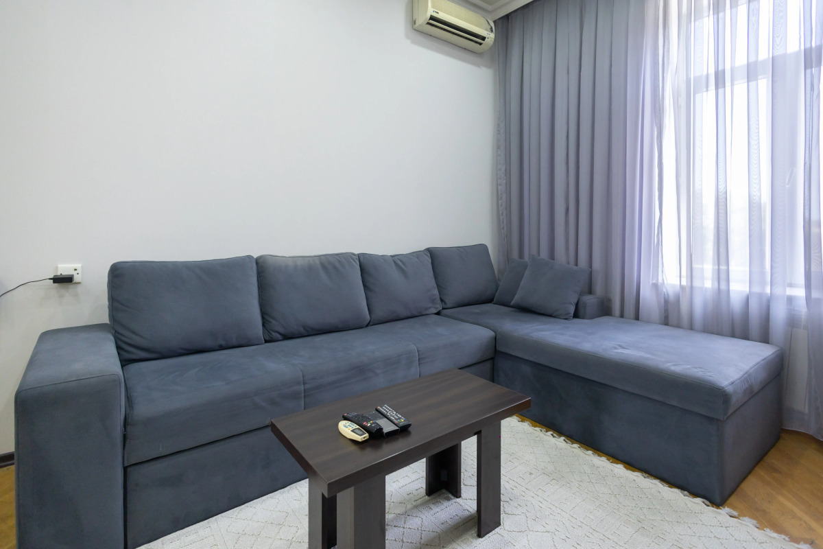 Апартаменты Односпальные с Гостиной в Центре Города