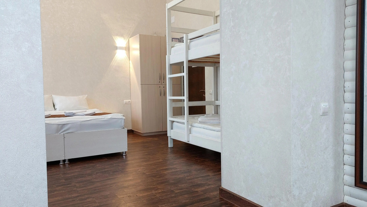 Хостел Белый Тополь