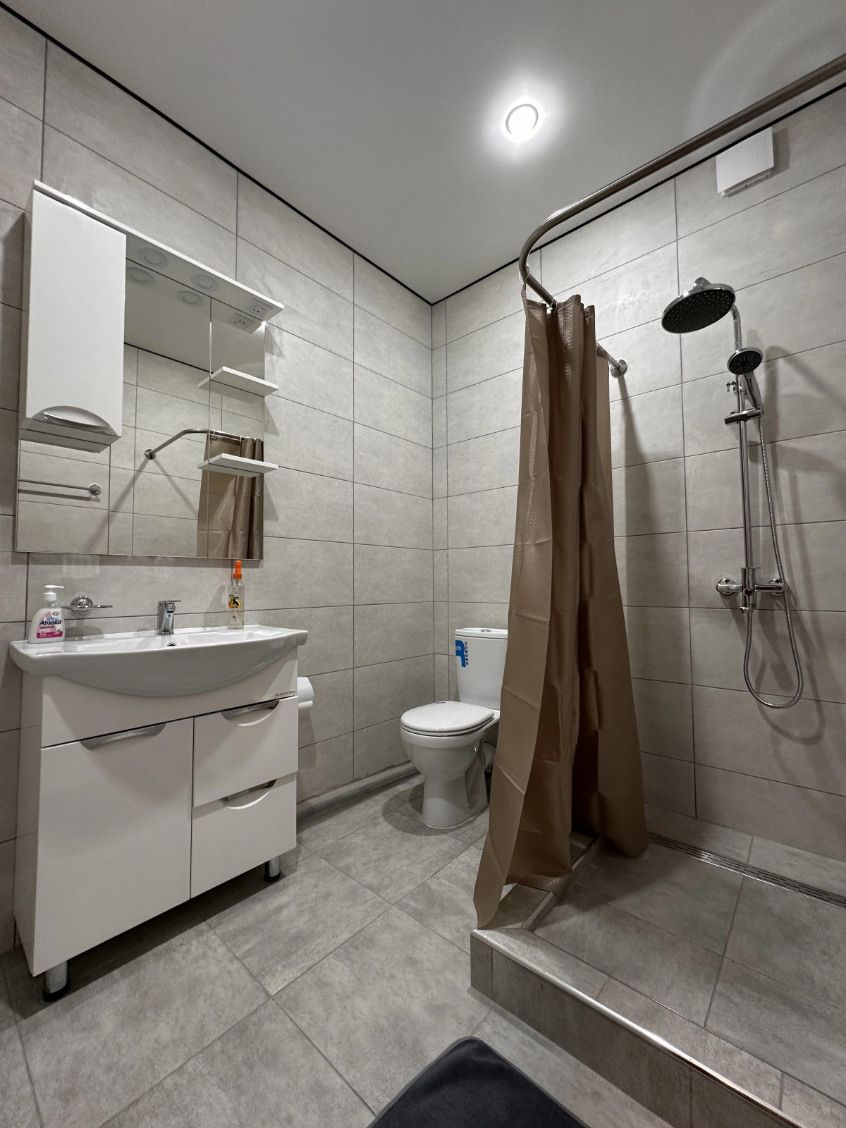 Отель Ревивал