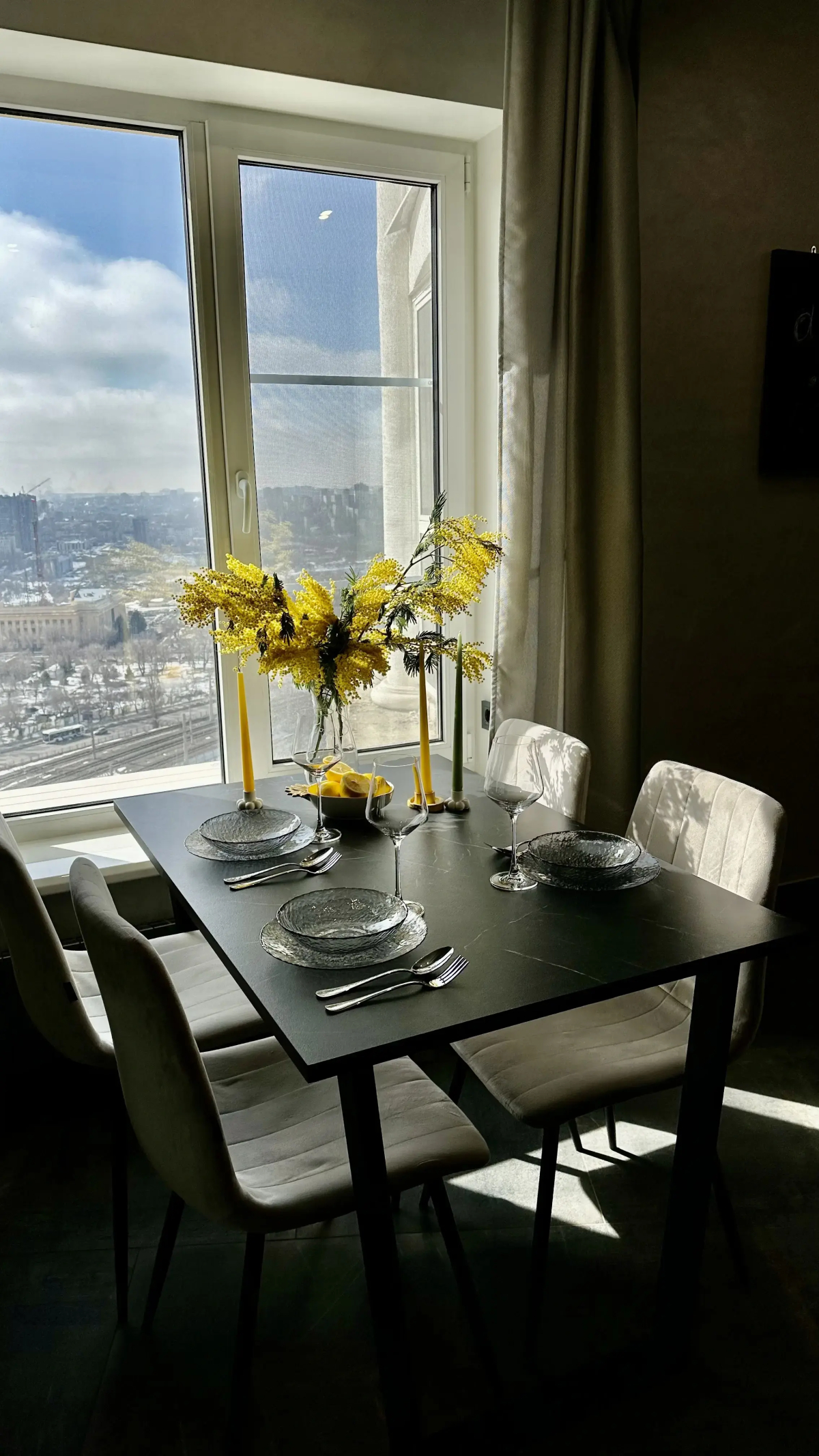 Апартаменты в центре  Волгограда LOFT с видом на Волгу