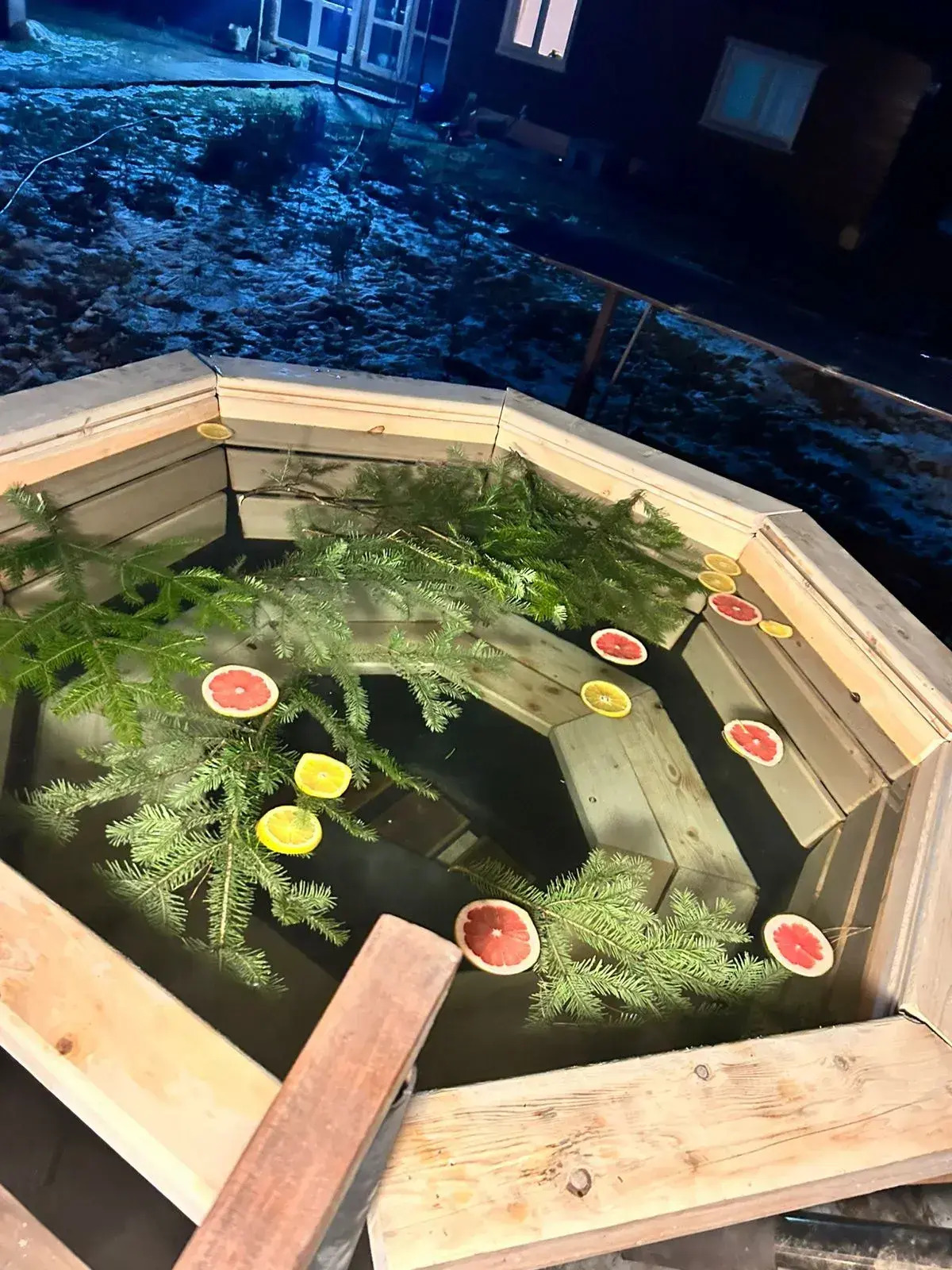 Частный дом дом среди гор