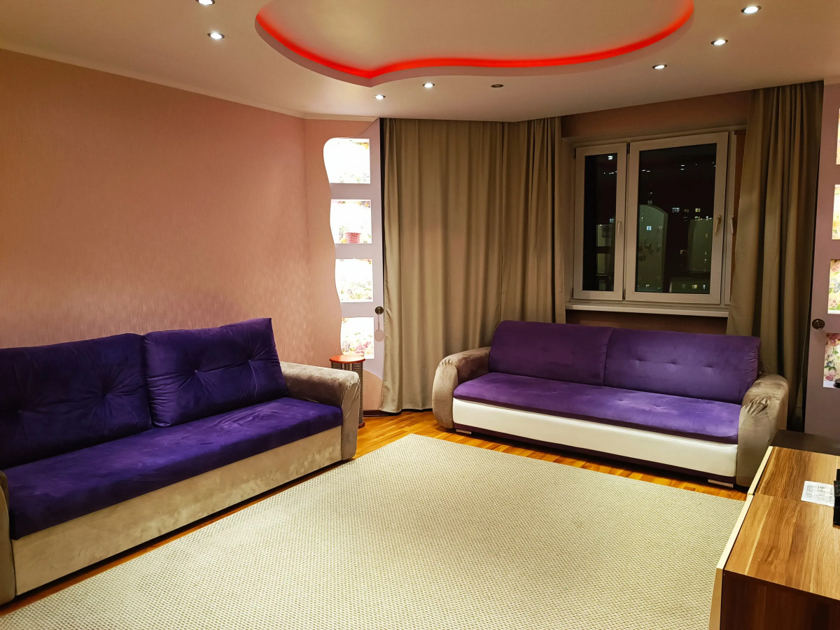 Квартира Вместительная квартира у Крокус Экспо между метро Мякинино и Пенягино