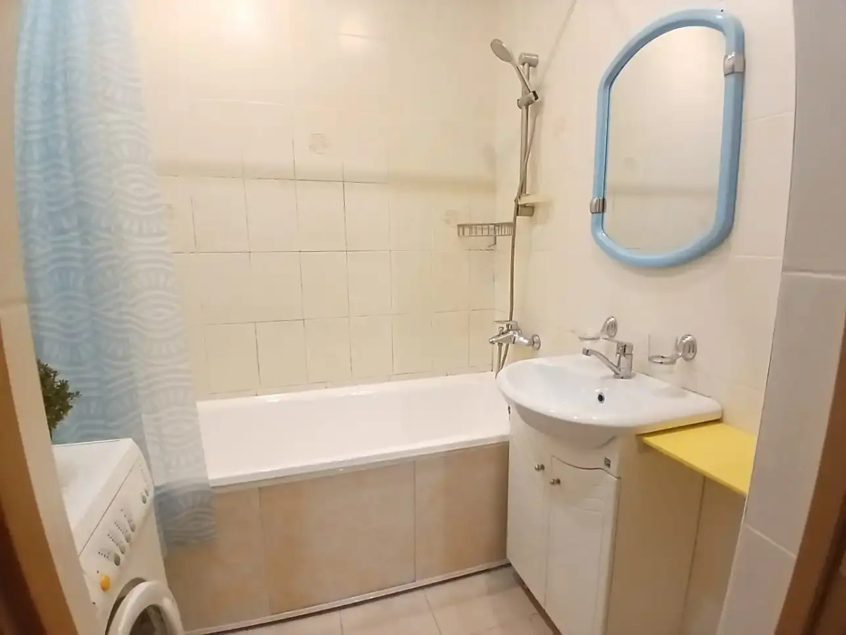 Апартаменты Яркий семейный 2х к апартамент