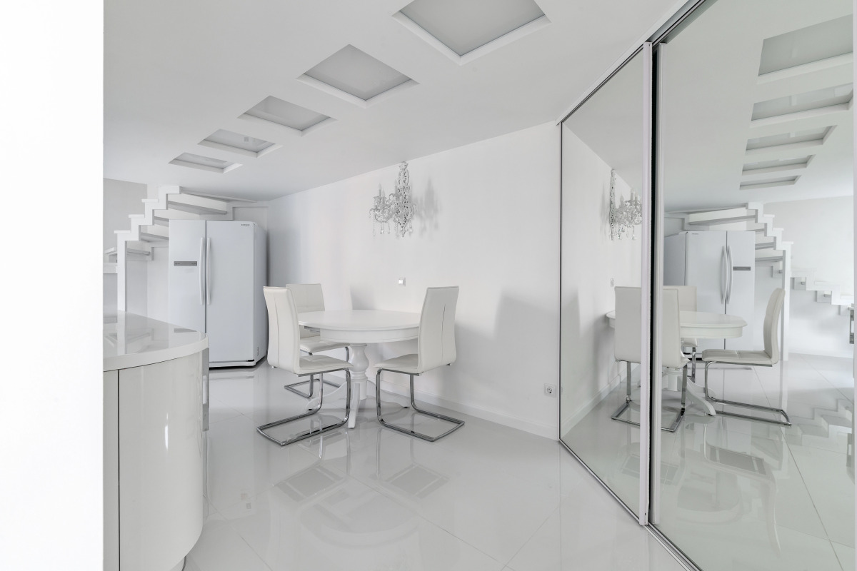 Апартаменты Двухъярусные Белоснежные на Невском 96