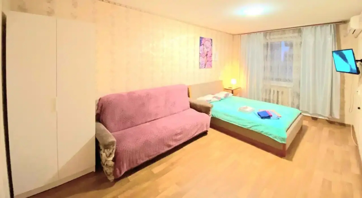 Апартаменты на Большой 10