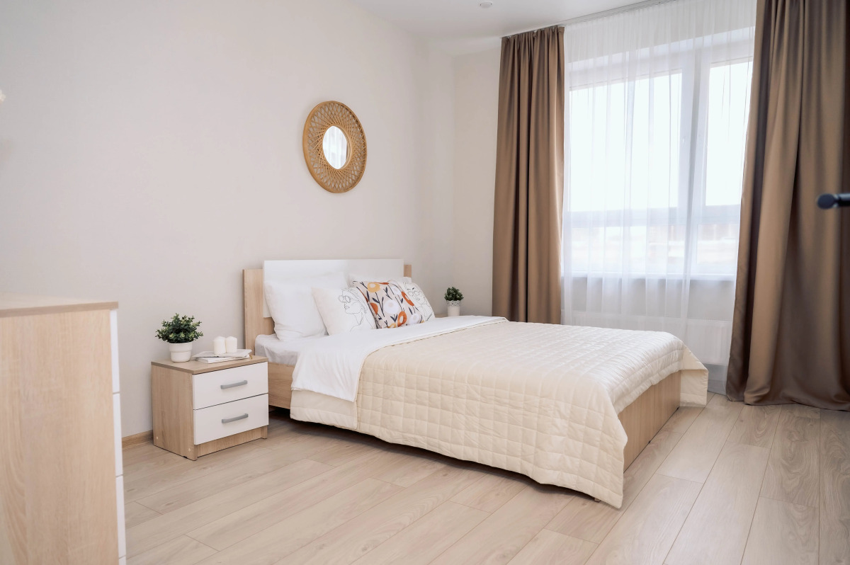 Трехкомнатная Просторная Квартира на 6 гостей у ТЦ Планета и Аквапарка