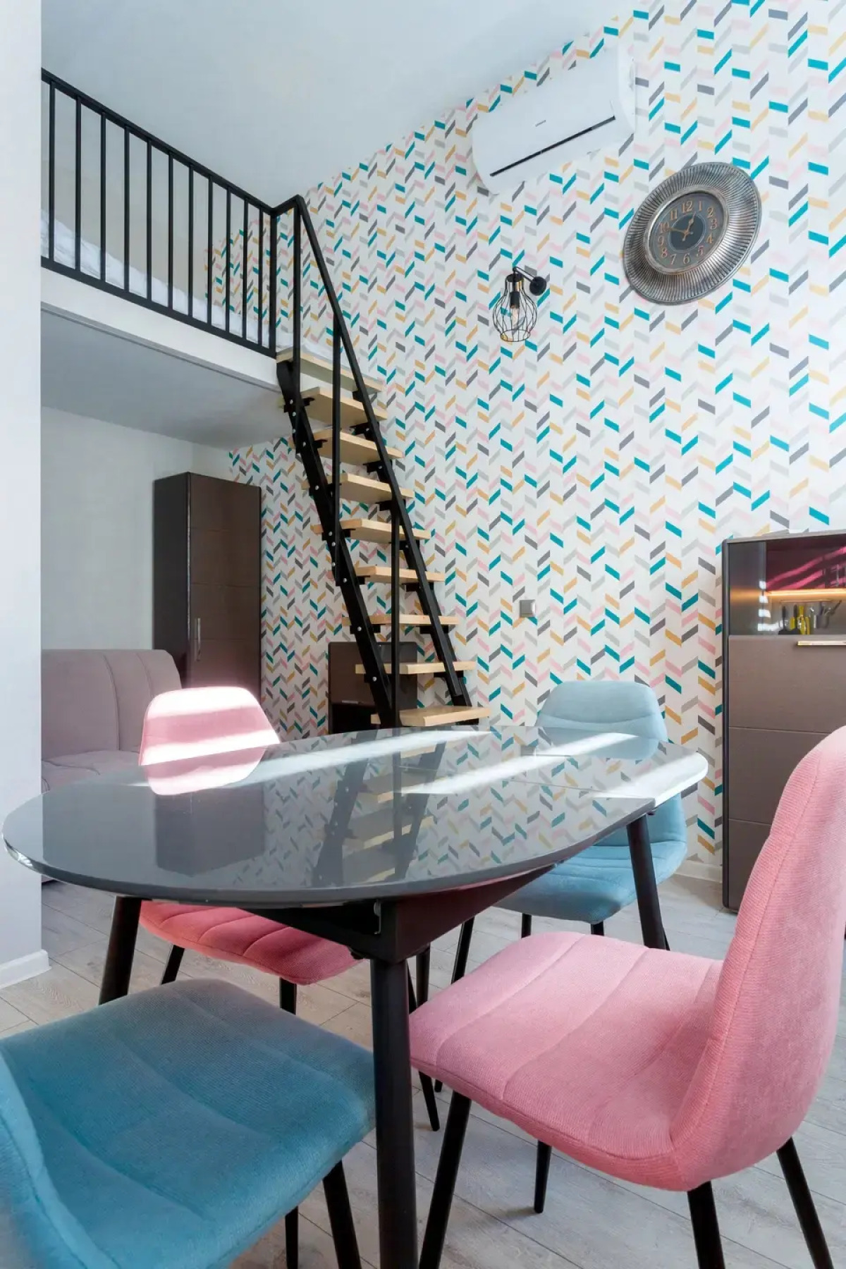 Апартаменты около площади Восстания