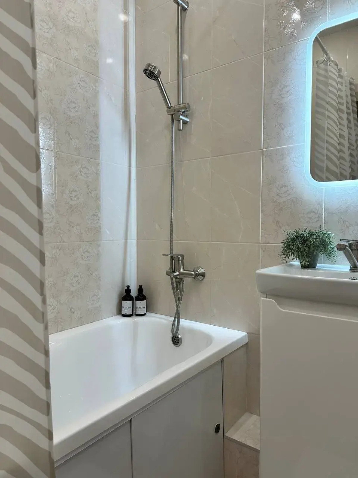 Апартаменты Алмаз Сити Сканди