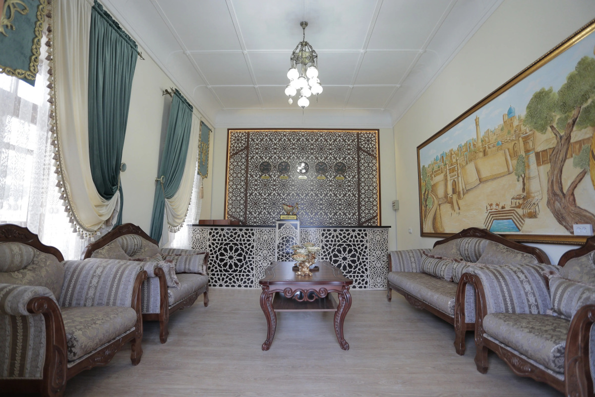 Отель Imperial Palace